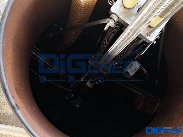 德高潔高壓水鐵路罐車清洗機(jī)構(gòu)