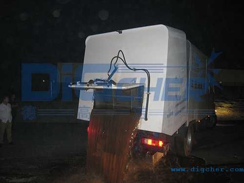 公鐵兩用軌道清潔車(chē)排污