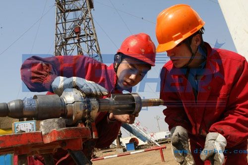 樁西油田樁115-平1定向井旋轉射流解堵